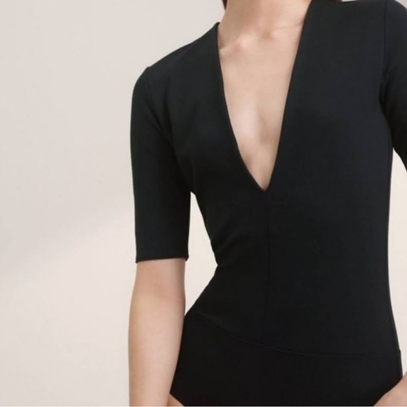 Babaton Cream 3/4 Sleeve Plunge Neck Bodysuit - Picture 7 of 7